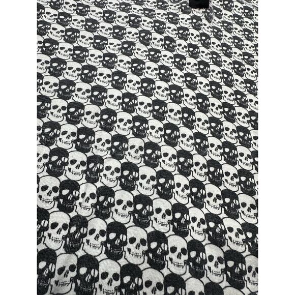 Y2K Skater TRIPP NYC Skull AOP Collared Button Up Size Medium - Picture 3 of 6